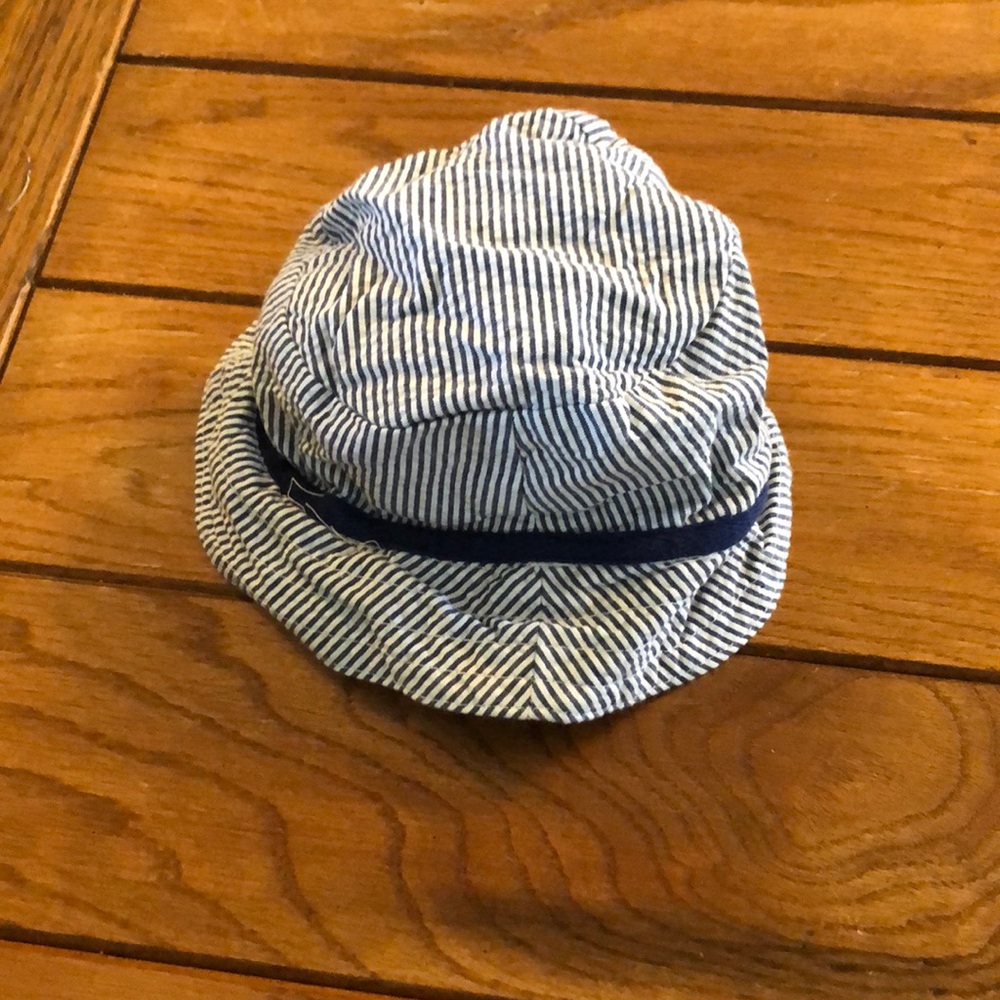 Seer sucker bucket hat